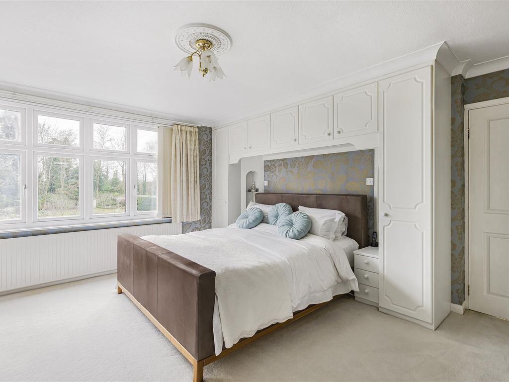 4 bed detached house for sale in Hebing End, Benington, Stevenage SG2, £1,250,000