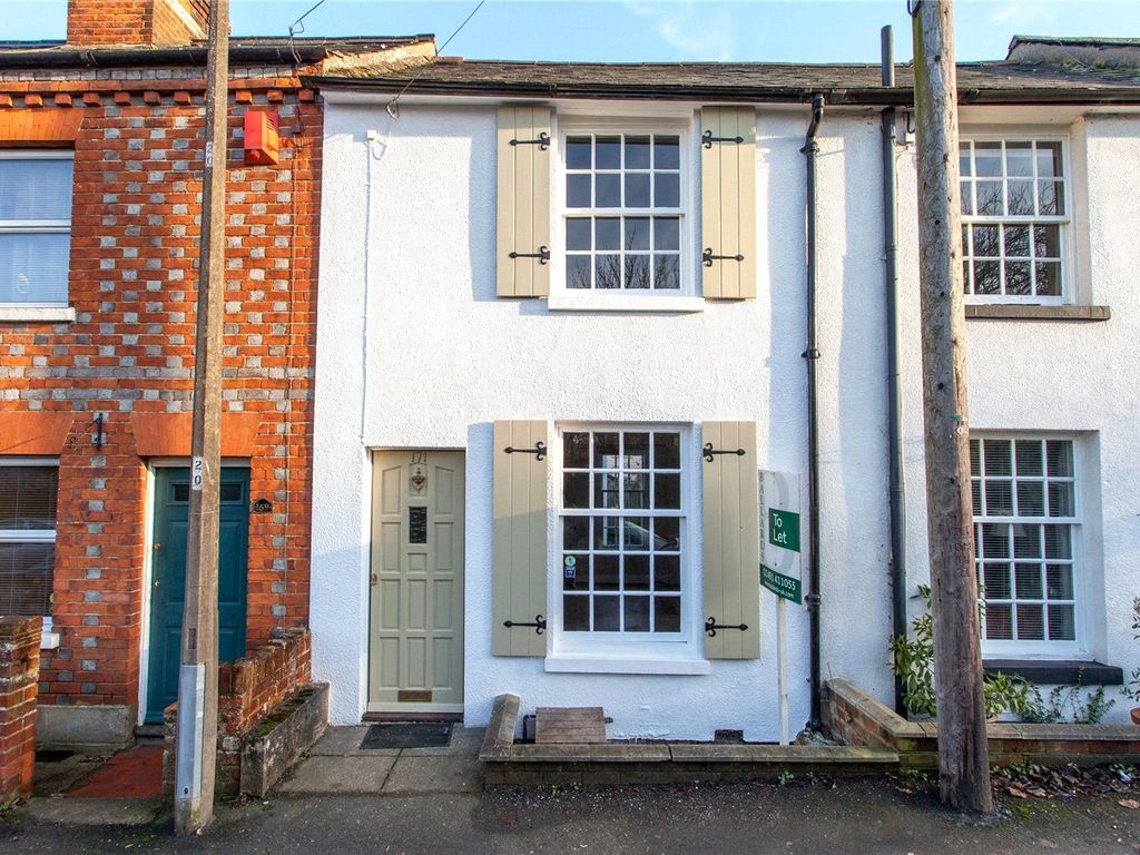 2 bed terraced house for sale in Greys Road, Henley-On-Thames, Oxfordshire RG9, £440,000
