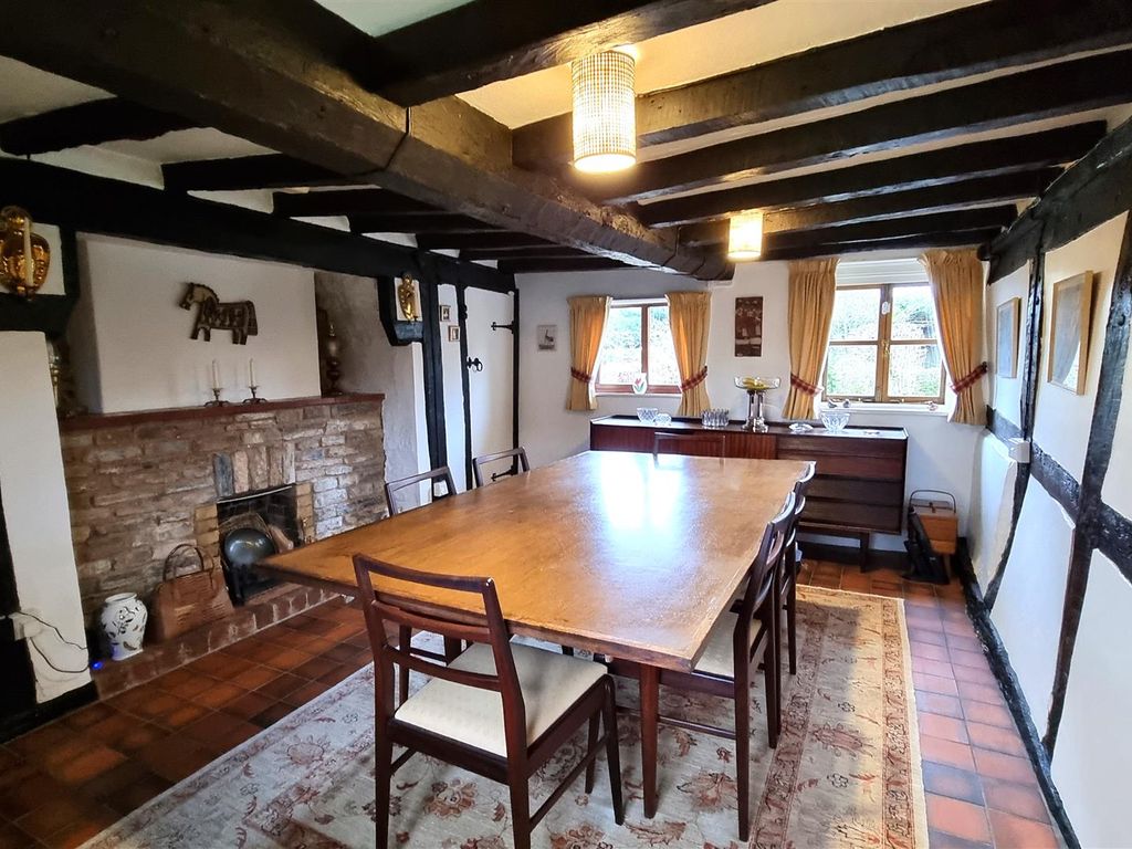 3 bed cottage for sale in Ledbury Road, Staunton, Gloucester GL19, £425,000