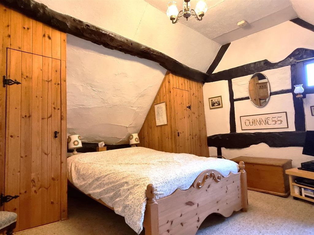 3 bed cottage for sale in Ledbury Road, Staunton, Gloucester GL19, £425,000