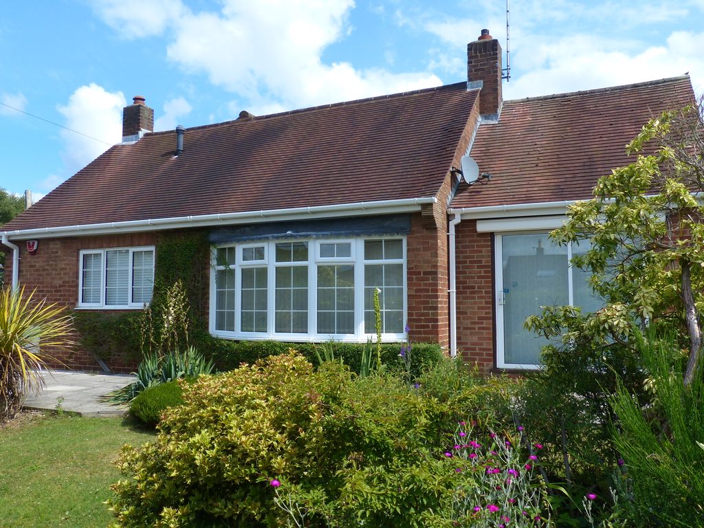 3 bed detached bungalow for sale in Old Derby Road, Ashbourne DE6, £365,000