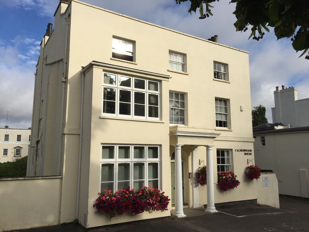 Office to let in Left Office, Lower Ground Floor, Calderwood House, 7 Montpellier Parade, Cheltenham GL50, £3,000 pa