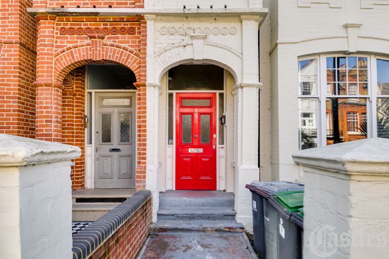 1 bed flat for sale in Nelson Road, London N8, £375,000
