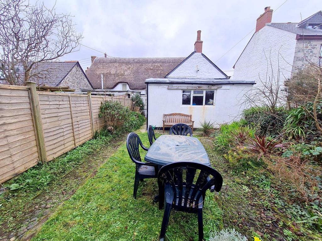 3 bed cottage for sale in Ruan Minor, Helston TR12, £375,000
