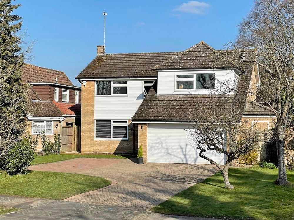 4 bed detached house for sale in Maidenhead Court Park, Maidenhead SL6, £1,125,000