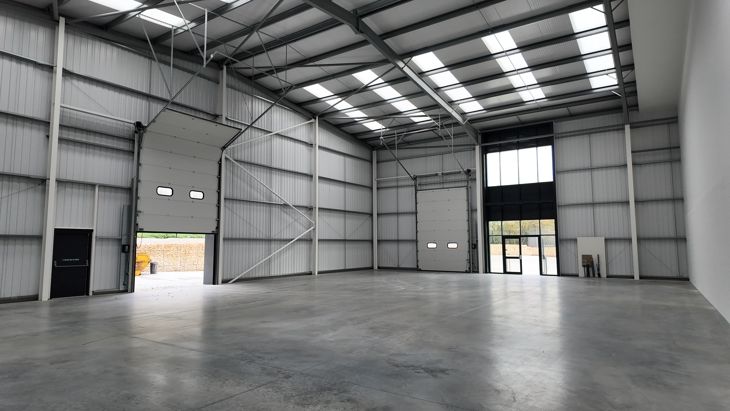 Light industrial to let in Royston Gateway Trade Park, Royston SG8, Non quoting