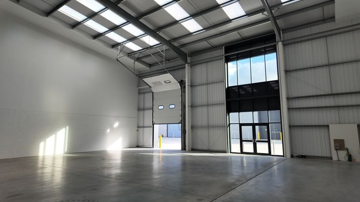 Light industrial to let in Unit 2, Royston Gateway Trade Park, Royston SG8, Non quoting