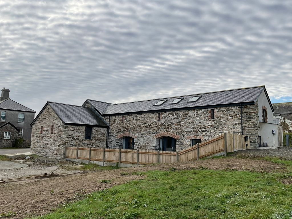 3 bed barn conversion to rent in Dell Meadow, North Petherwin, Launceston PL15, £1,395 pcm