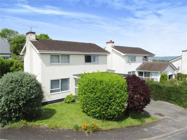 4 bed detached house for sale in Hill Road, Wolborough Hill, Newton Abbot, Devon. TQ12, £415,000
