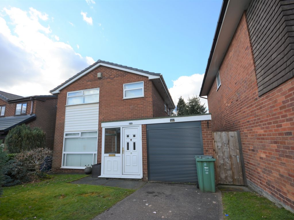 3 bed detached house to rent in Hey Croft, Whitefield, Manchester M45, £1,495 pcm