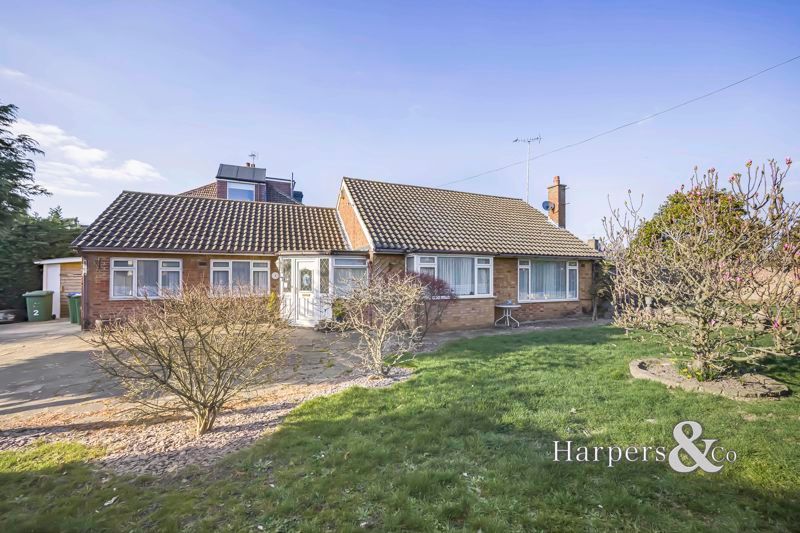 3 bed bungalow for sale in Hartford Road, Bexley DA5, £600,000