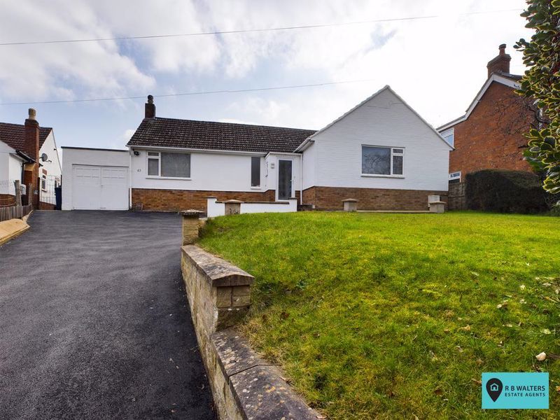 3 bed bungalow for sale in Green Street, Brockworth, Gloucester GL3, £450,000