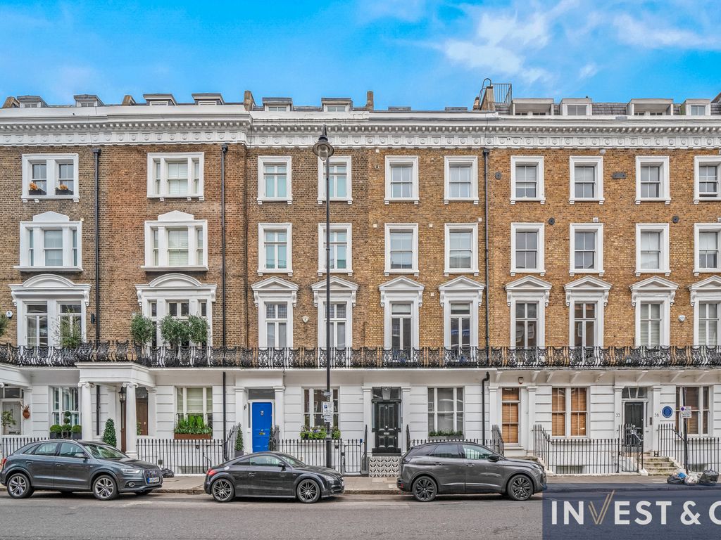 1 bed flat for sale in Oakley Street, London SW3, £750,000