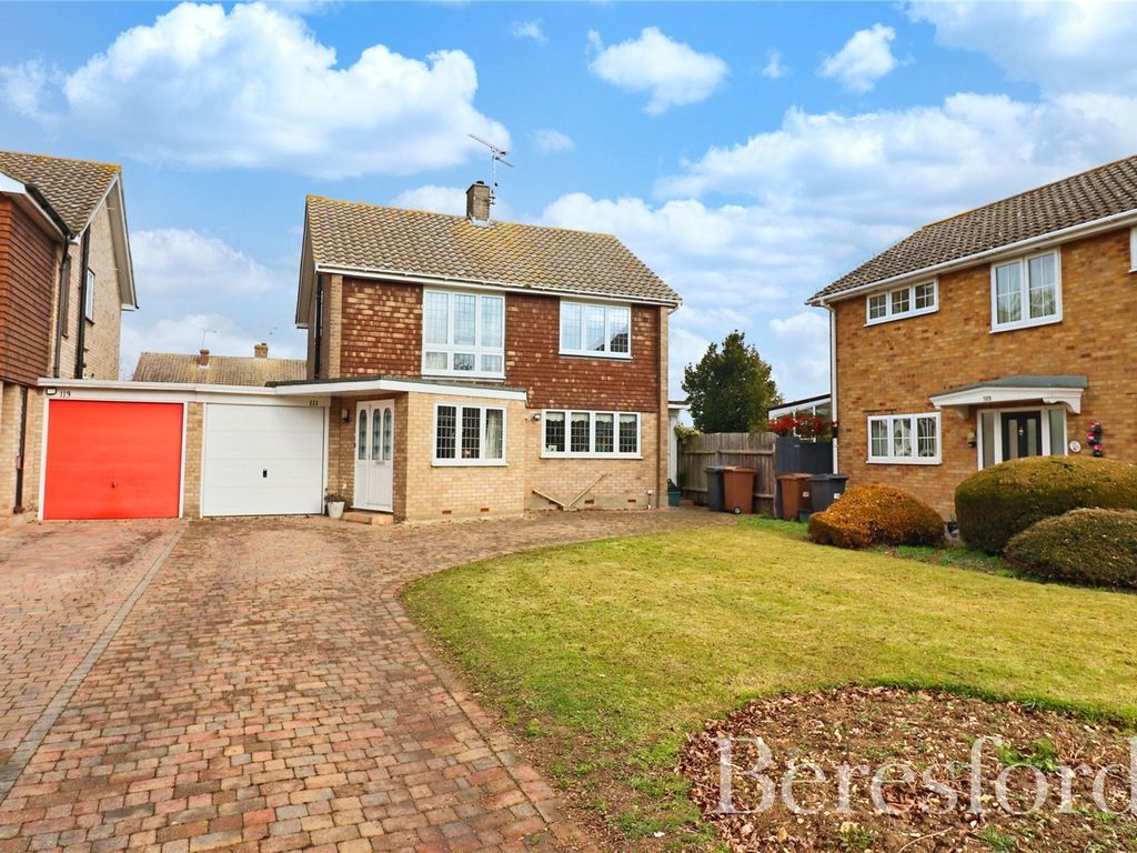 3 bed link-detached house for sale in Lodge Road, Writtle CM1, £500,000