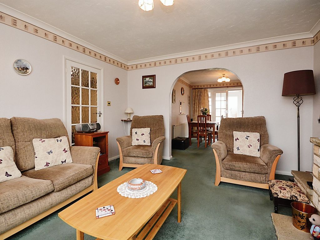 3 bed detached house for sale in High Garrett, Braintree CM7, £365,000