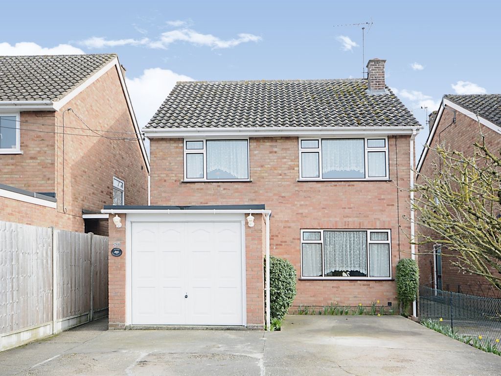 3 bed detached house for sale in High Garrett, Braintree CM7, £365,000