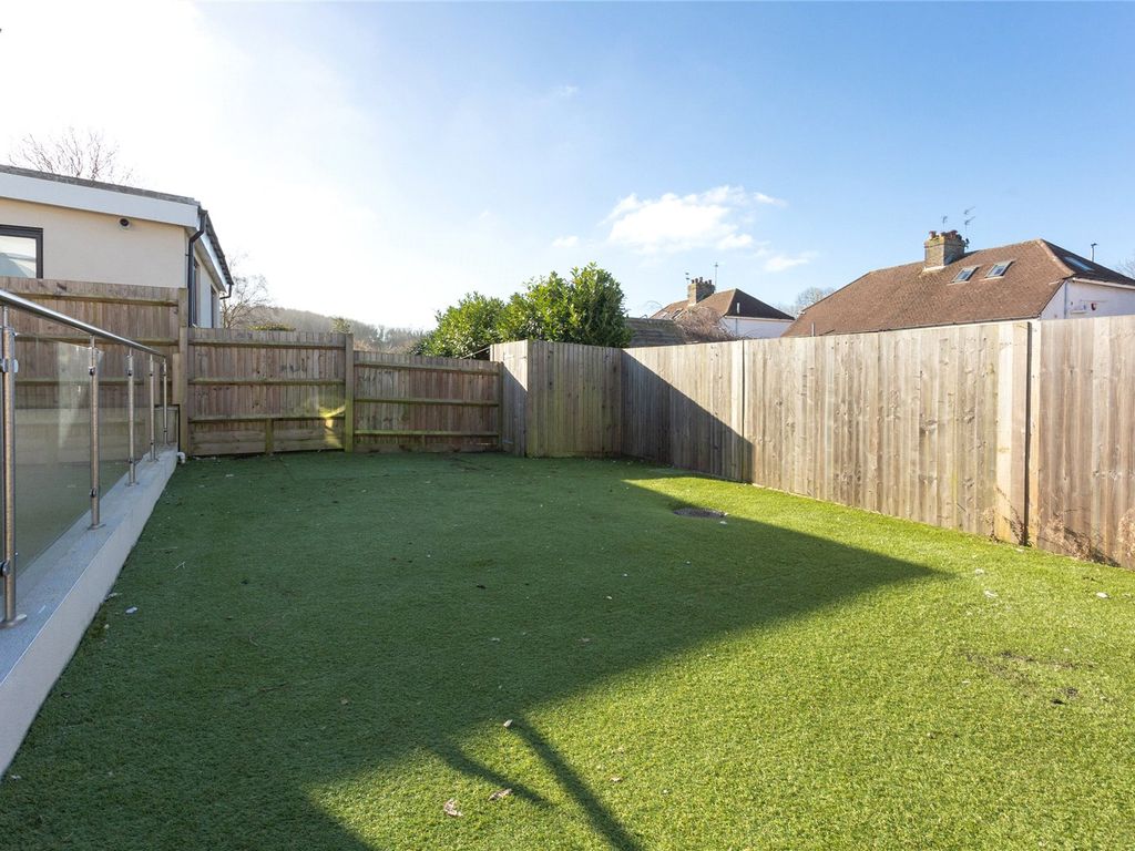 3 bed detached house to rent in Carden Avenue, Patcham, Brighton, East Sussex BN1, £1,600 pcm