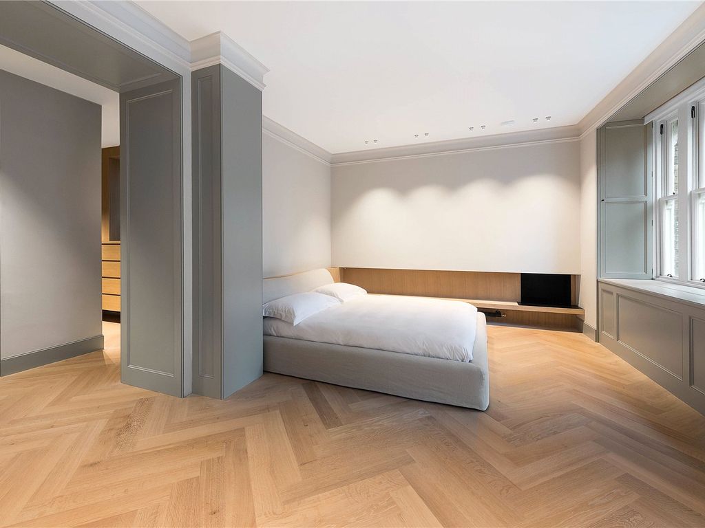3 bed flat for sale in 30 Rutland Court, Rutland Gardens, Knightsbridge SW7, £7,750,000