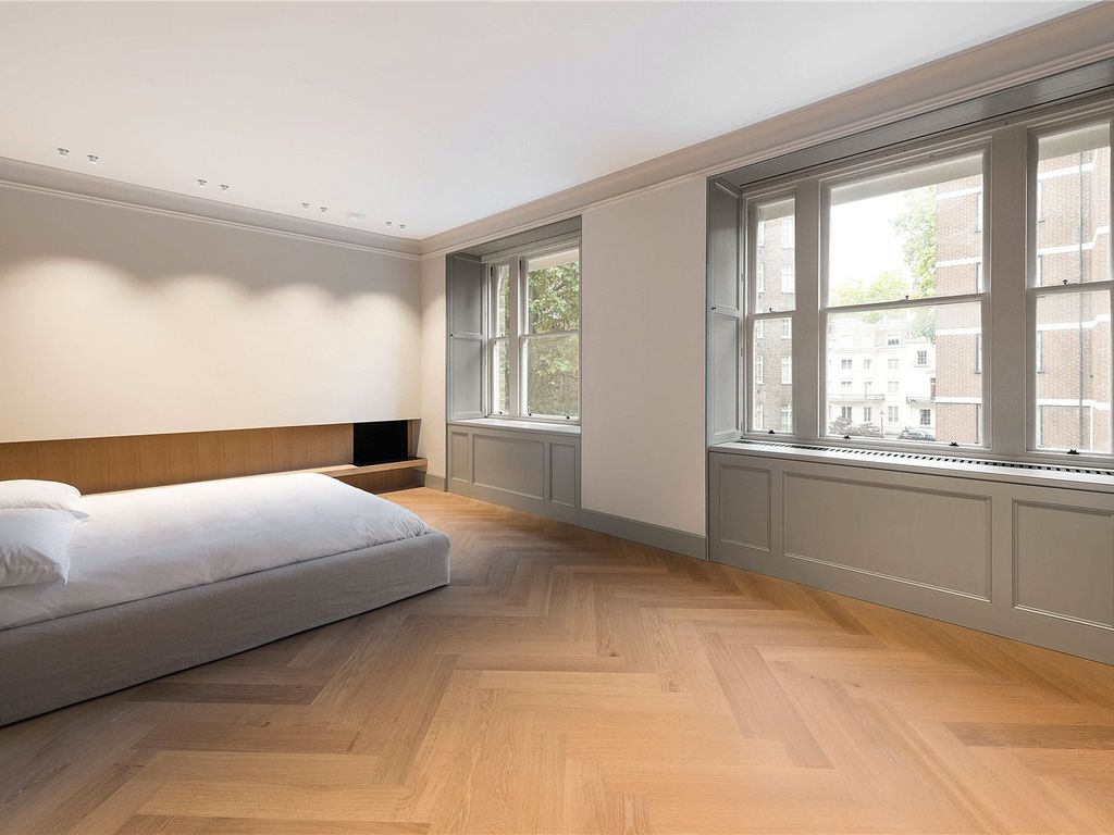 3 bed flat for sale in 30 Rutland Court, Rutland Gardens, Knightsbridge SW7, £7,750,000