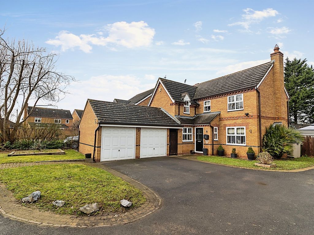 4 bed detached house for sale in Campin Court, Marston Moretaine, Bedford MK43, £500,000