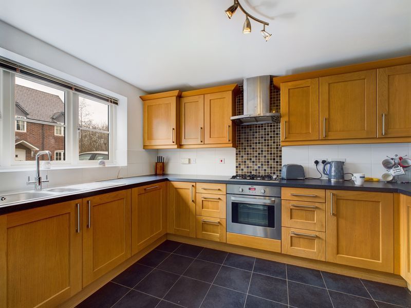 3 bed detached house for sale in Little Green Avenue, Telford, Shropshire. TF4, £240,000
