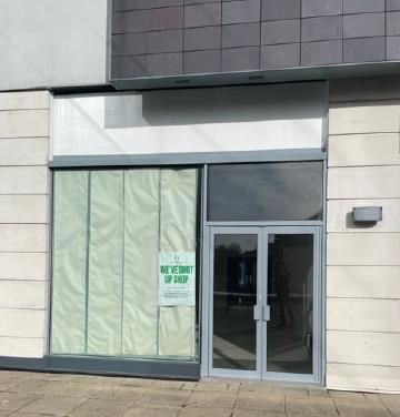 Retail premises to let in Garth Road, Bangor LL57, £22,500 pa