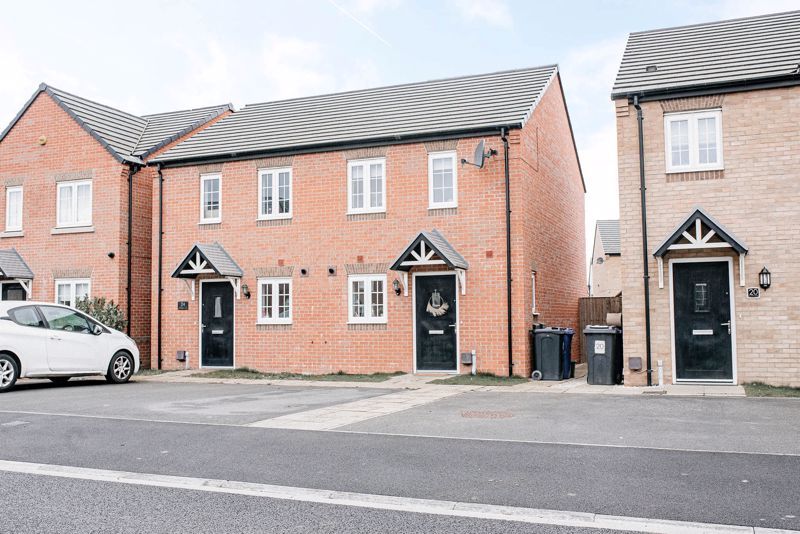 2 bed property for sale in Cutter Lane, New Rossington, Doncaster DN11, £180,000