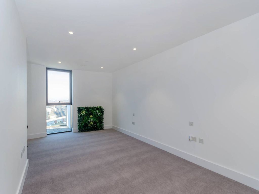 2 bed flat to rent in 57 East, Dalston, London E8, £8,000 pcm