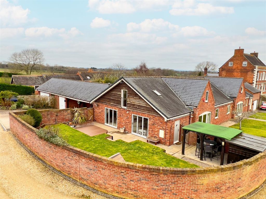 5 bed barn conversion for sale in Audlem Road, Hatherton, Cheshire CW5, £835,000