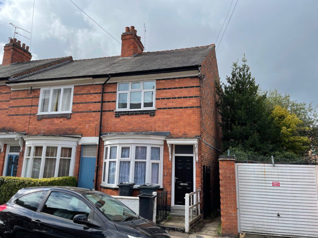 4 bed terraced house to rent in Adderley Road, Leicester LE2, £1,907 pcm