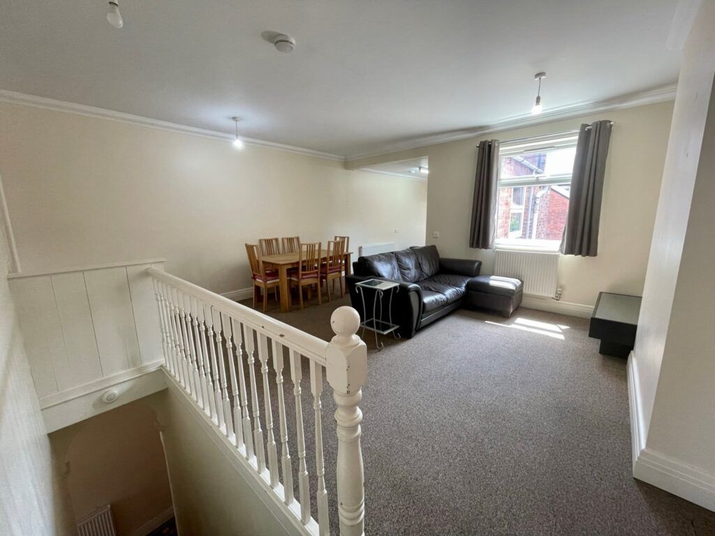 2 bed flat to rent in Stretton Road, Leicester LE3, £823 pcm