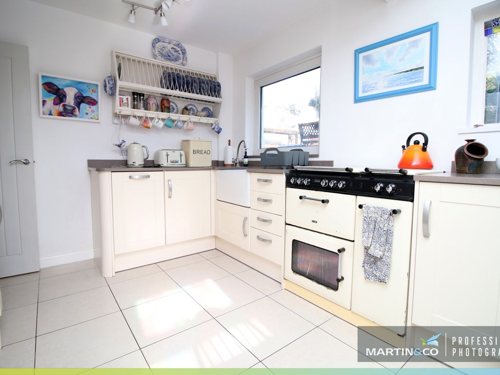 4 bed semi-detached house for sale in Everest Avenue, Llanishen, Cardiff CF14, £475,000