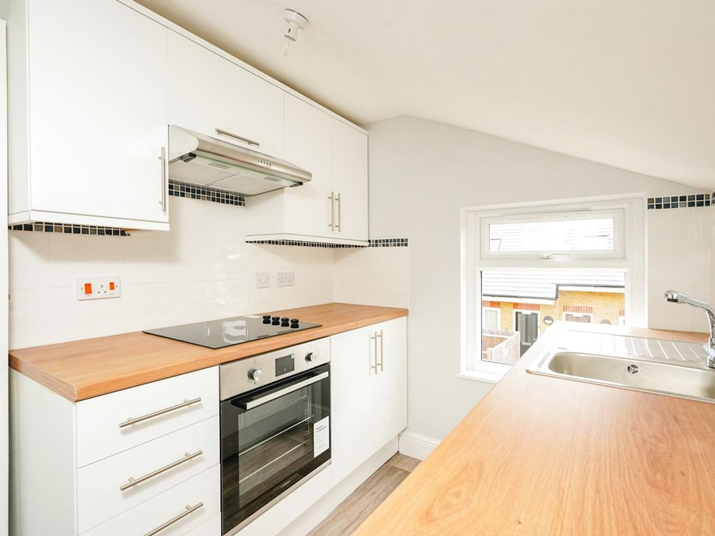 New home, 1 bed flat for sale in Hollow Way, Cowley, Oxford OX4, £200,000