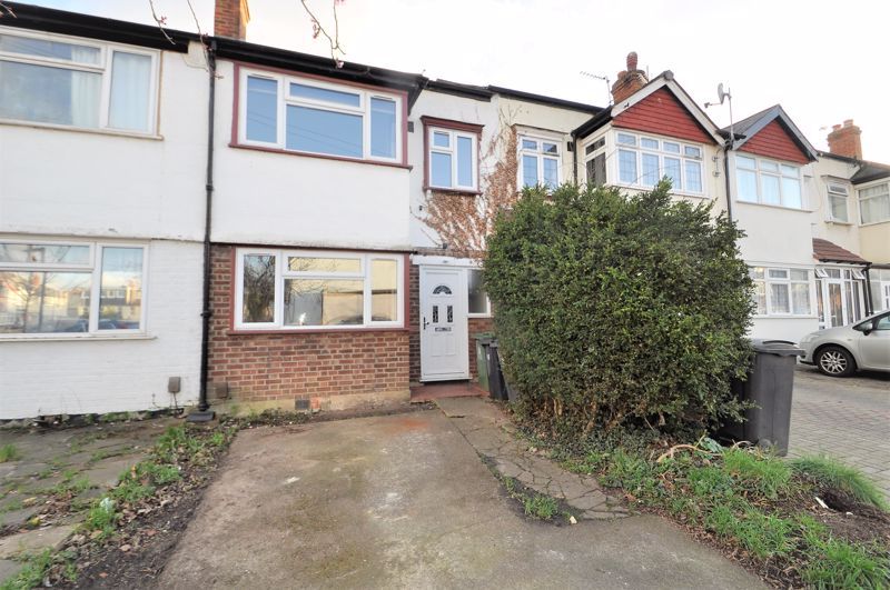 3 bed terraced house for sale in Cavendish Road, New Malden KT3, £585,000