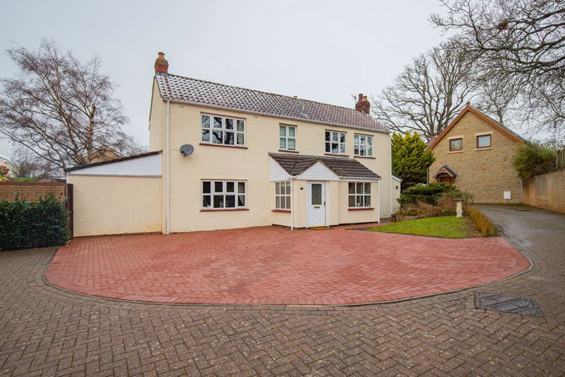 4 bed detached house for sale in Trendlewood Way, Nailsea, Bristol BS48, £600,000