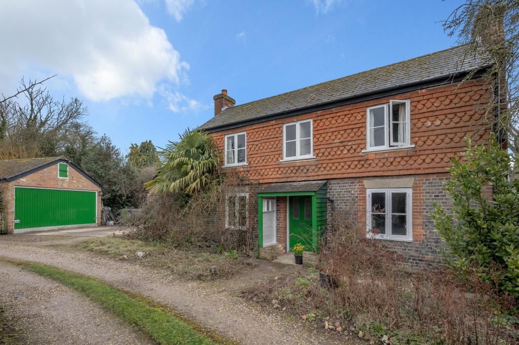 3 bed cottage for sale in Ashford Hill, Hampshire RG19, £650,000