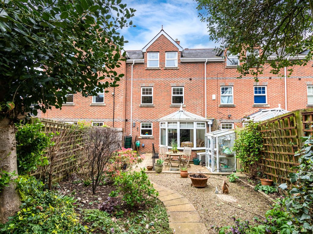 4 bed terraced house for sale in Middle Way, Oxford OX2, £950,000