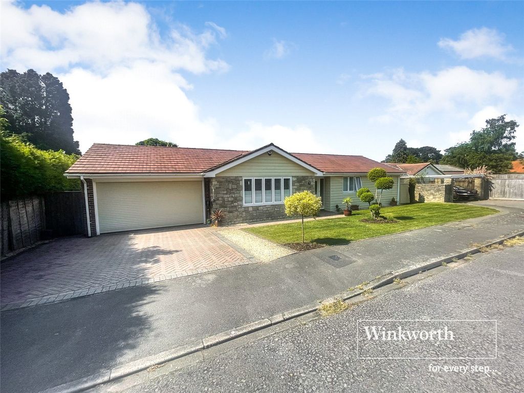 4 bed bungalow for sale in Hazlemere Drive, St. Leonards, Ringwood BH24, £685,000
