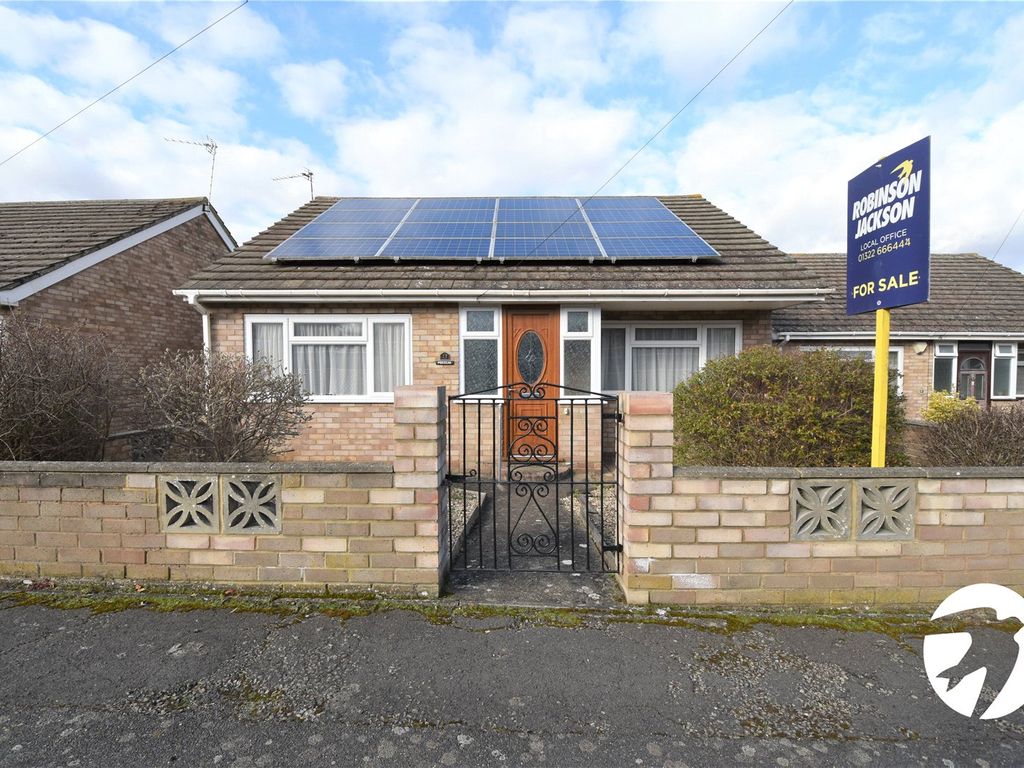 2 bed bungalow for sale in Casstine Close, Hextable, Kent BR8, £375,000