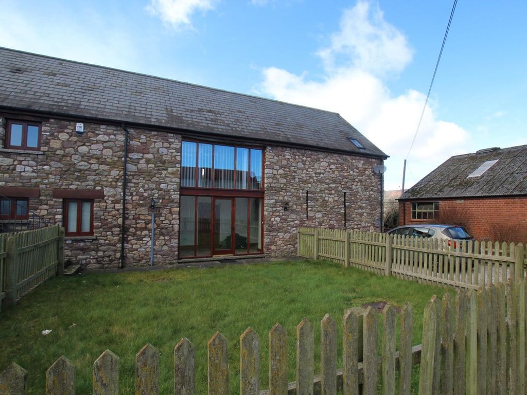 3 bed barn conversion to rent in Govilon, Abergavenny NP7, £1,500 pcm