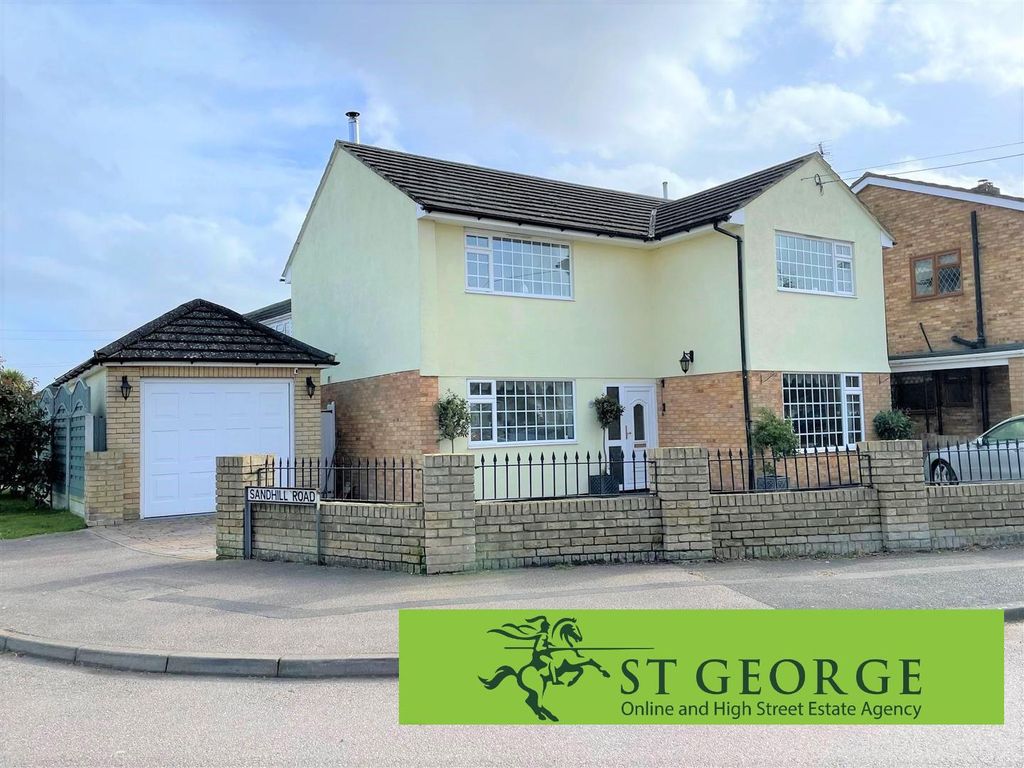 4 bed detached house for sale in Rayleigh Avenue, Leigh-On-Sea SS9, £550,000