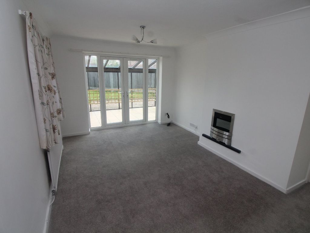 3 bed end terrace house to rent in Weston Grove, Upton, Chester, Cheshire CH2, £1,100 pcm