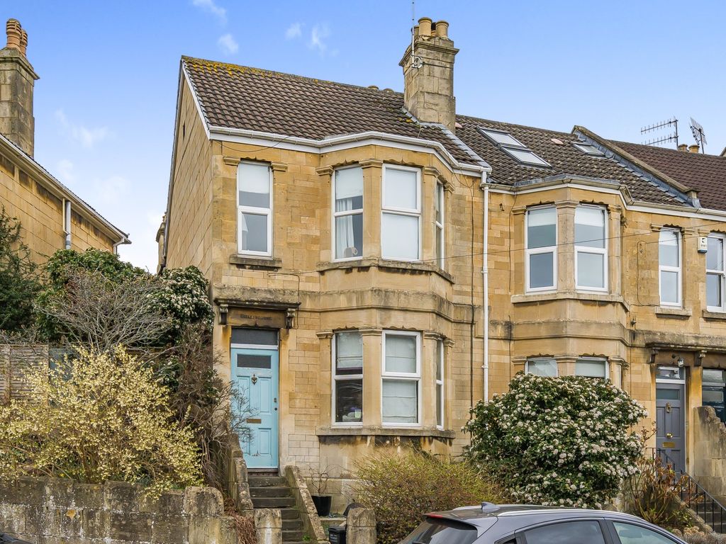 3 bed end terrace house for sale in First Avenue, Bath, Somerset BA2, £500,000