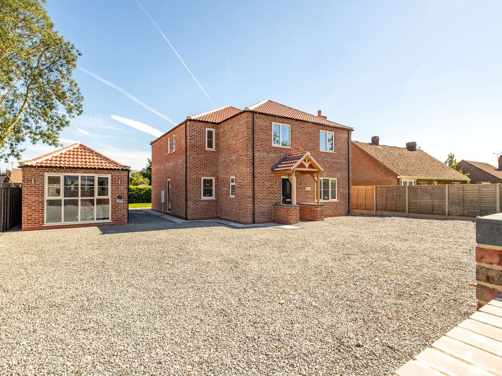 New home, 4 bed detached house for sale in Croft Lane, Cherry Willingham, Lincoln LN3, £550,000
