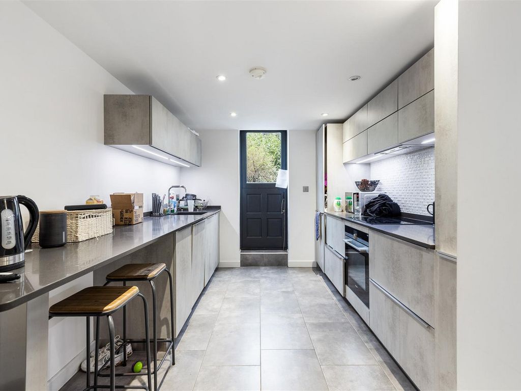 1 bed flat for sale in Ashmore Road, London W9, £500,000