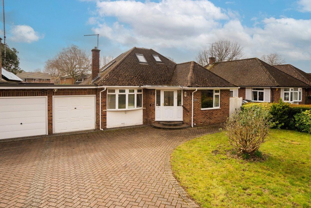 3 bed bungalow for sale in Harwood Road, Marlow SL7, £900,000