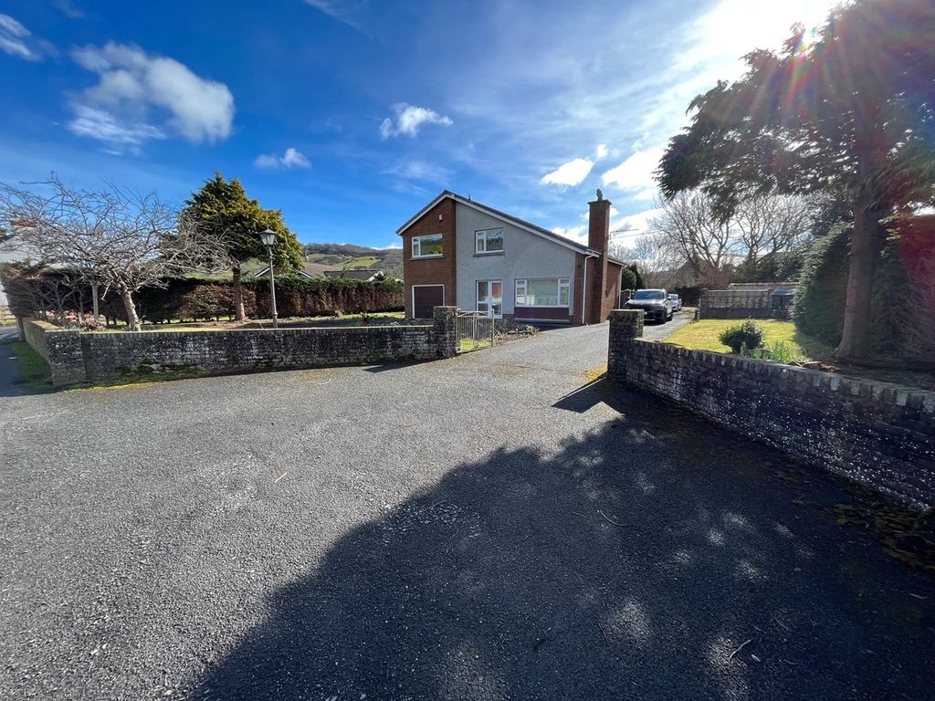 4 bed detached house for sale in Capel Bangor, Aberystwyth SY23, £590,000