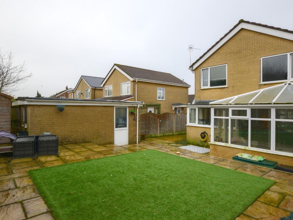 3 bed detached house for sale in Appleby Drive, Barrowford, Nelson BB9, £340,000