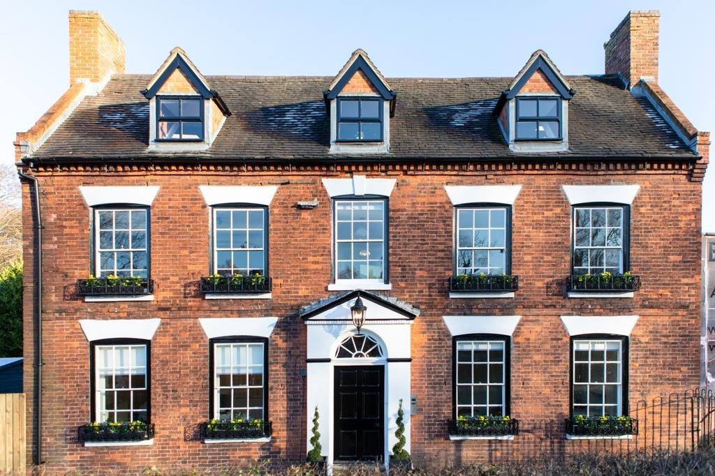 Office to let in Blackbrook Hall, London Road, Lichfield, Staffordshire WS14, Non quoting