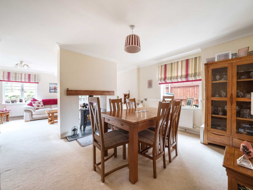 3 bed detached house for sale in High Street, Sharnbrook MK44, £570,000